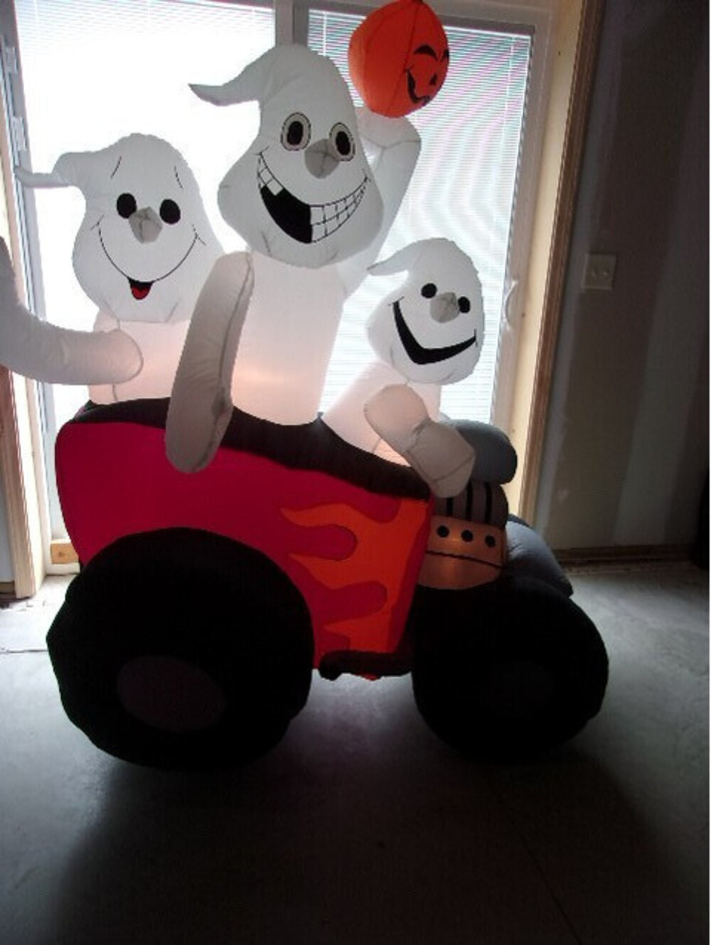 Gemmy Halloween Inflatable Hot Rod Ghosts 6' Lighted Yard Decoration Race Car